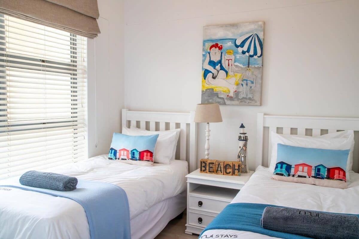 Surfers Penthouse Apartment Muizenberg Exterior photo